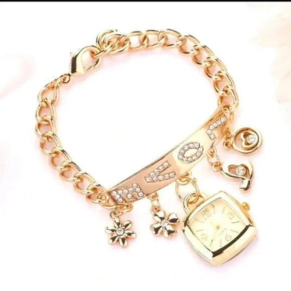 Women's Bracelet Watch LOVE Alphabet Alloy Quartz Watch Flower Decor..NWT - Picture 3 of 5